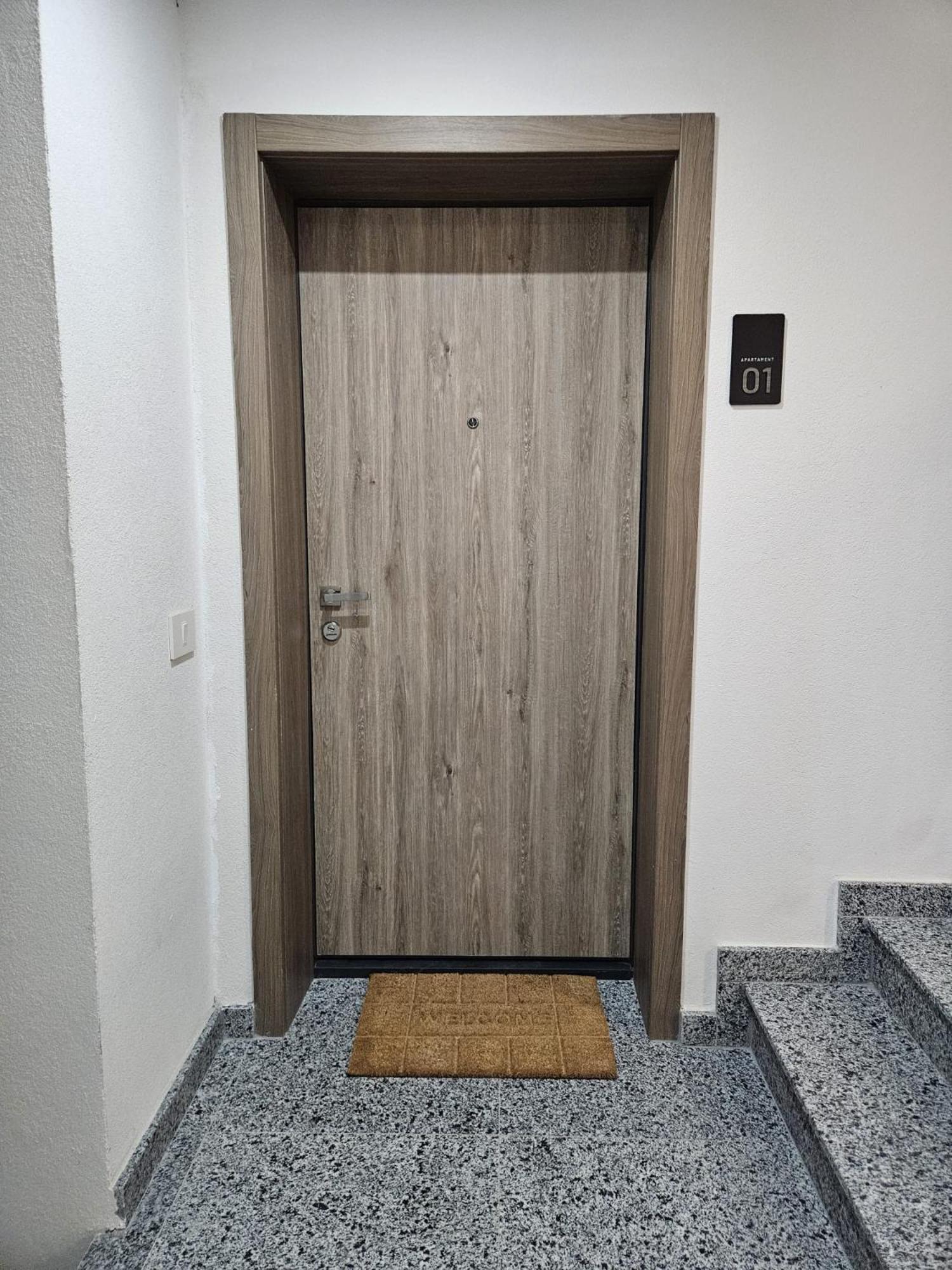 Garsoniera Gabrielle Apartment Brasov Luaran gambar
